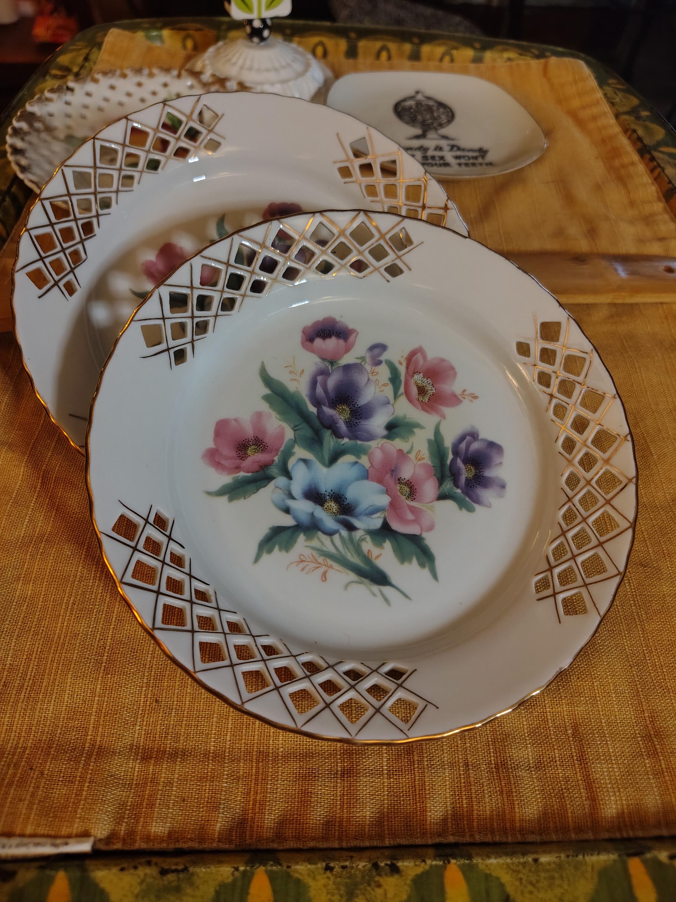 Apulum Porcelain - Etsy