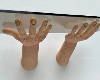 Fingertip Shelf