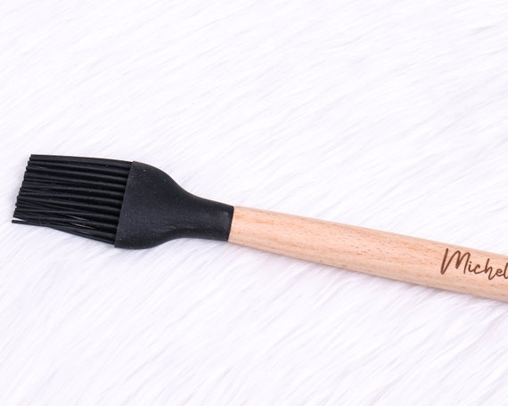 Personalized Silicon Basting Brush, One Piece Design Spread Oil Butter With  Wood Handle Pastry Brushes for BBQ Grill Barbeque Kitchen Baking 