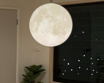 Lampe de lune suspendue avec plusieurs couleurs | 10 pouces de diamètre | Lampe suspendue enfichable | Lampe solaire imprimée en 3D | Imagerie réelle de la NASA | Grande Lune