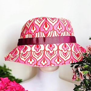 Sombreros rosas de mujer. Sombrero de pescador floral. Sombrero para el sol reversible. Sombrero de verano hecho a mano. Sombrero imagen 1