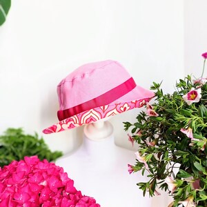 Sombreros rosas de mujer. Sombrero de pescador floral. Sombrero para el sol reversible. Sombrero de verano hecho a mano. Sombrero imagen 3