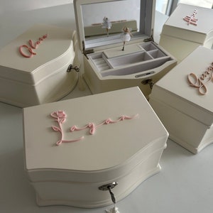 Portagioielli personalizzato / Portagioielli personalizzato / Regalo per lei / Regalo per la damigella d'onore / Portagioielli ballerina / Portagioielli di lusso /