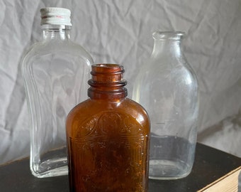 Set of 3 vintage apothecary bottles