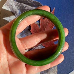 Canadian Nephrite Jade Bangle Bracelet - Natural Green, 62mm