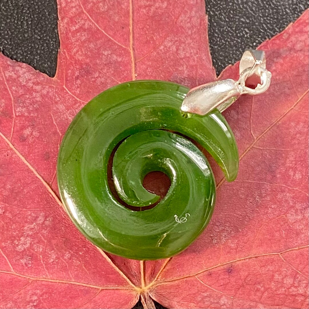 Jade Koru Pendant Natural Canadian Nephrite Green Jade 22X22X5 Mm 1229