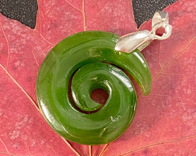 Jade Koru Pendant Natural Canadian Nephrite Green Jade 22X22X5 mm #1229-8
