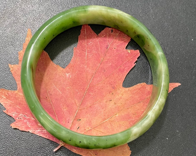 Authentic Canadian Nephrite Natural Jade Bangle Bracelet Size 61 mm Wide 14 mm #267