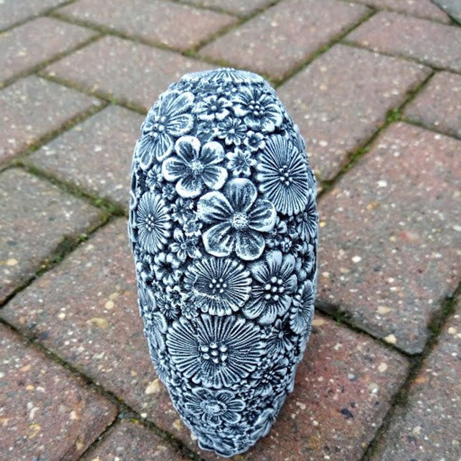 LOVE HEART FLORAL highly Detailed Stone Garden Ornament Etsy UK