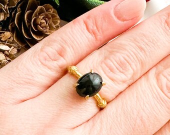 Natural stone woman ring, Black stone ring, Agate ring, Adjustable stone ring, Brass boho ring, Golden brass ring