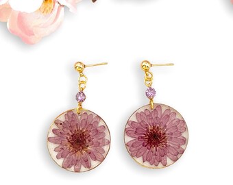 Resin dangle earrings with real pressed flowers and cubic zirconia, Purple daisy earrings, Perfect gift for sister