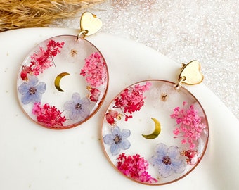 Real pressed flower earrings, Forget me not earrings, Resin hoop earrings, Nature jewelry, Botanical jewelry, Crescent moon earrings