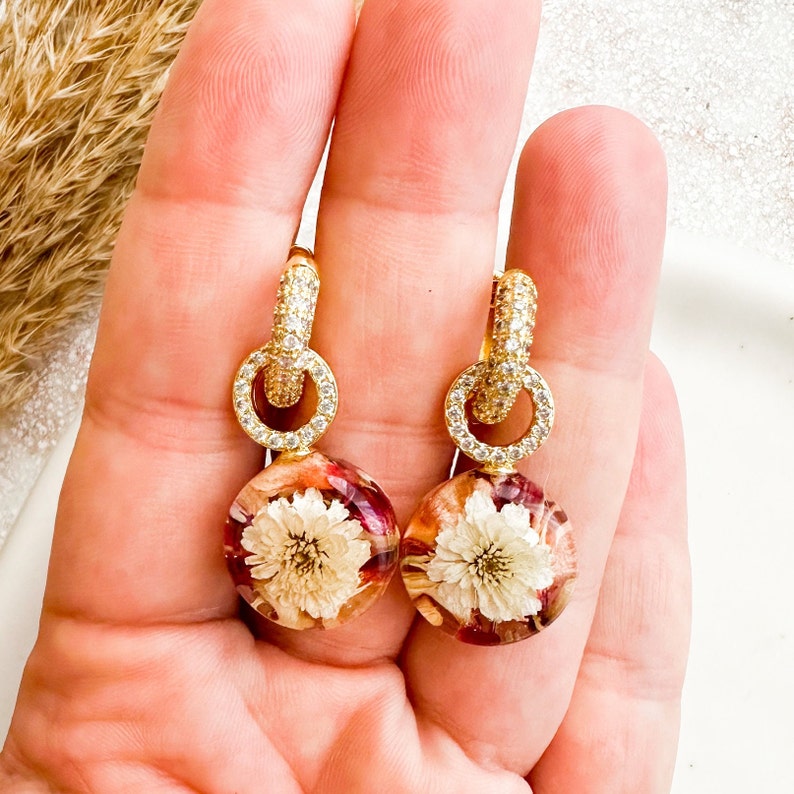 Dried flower earrings, Cubic zirconia huggie hoops, Resin flower jewelry, Wedding day earrings for bride, Terrarium jewelry, Gift for her image 5