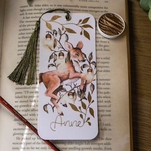 Personalized fawn bookmark with tassel, personalized gifts for book lovers, watercolor deer art bookmark, bookmark with name, Birthday gift