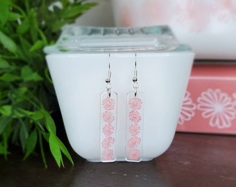 Boucles d'oreilles marguerite rose inspirées du Pyrex