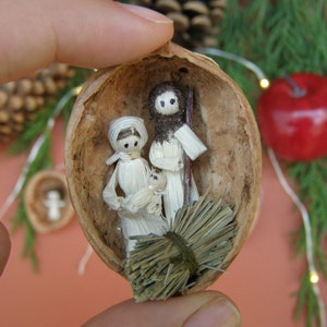 Miniature Rustic Nativity Set Ornaments in a Nutshell. Minimalist Nativity Hanging. Unique Stocking Stuffer or Christmas Gift.