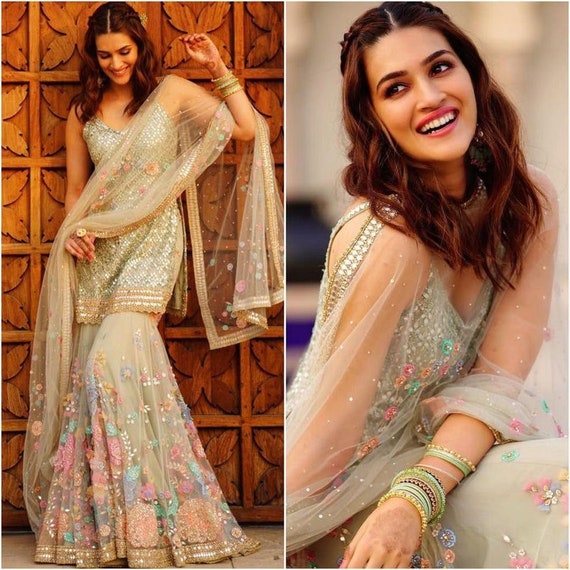 Buy Designer Deepika Padukonesequence Sharara Set With Semi Online in India - Etsy Buy Designer Deepika Padukonesequence Sharara Set With Semi Online in India - Etsy