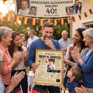 Ein glücklicher Mann feiert seinen 40. Geburtstag und hält freudig sein personalisiertes 1986 Zeitungsposter, das er von seiner Familie geschenkt bekommen hat. Emotionale Feier im Freien mit perfekter Meilenstein-Deko.