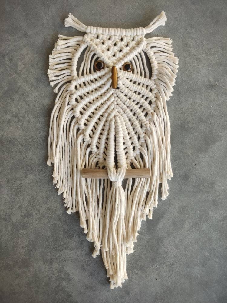 Macramé Hibou Sur Branche - Suspension Murale Boho - Fait Main