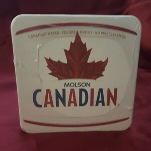Coaster Set Molson Canadian 100 - Scellé - Coupe - Clip - Strong And Free - Large - Beer Swag - Logo - Beer - Classic - Limited