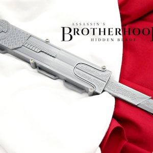 V2 Assassin's Brotherhood Ezio Auditore Hidden Blade Grey image 1