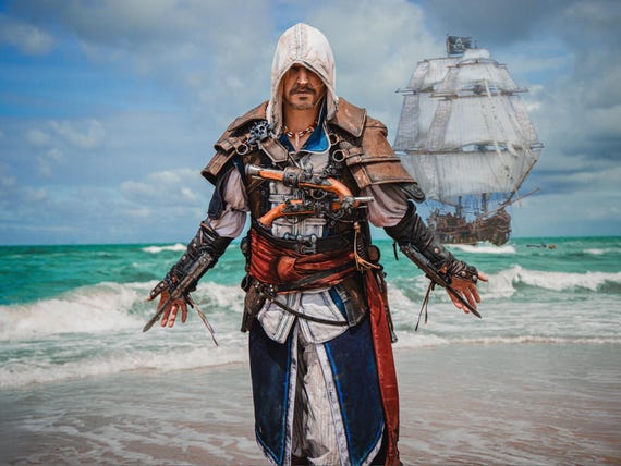 V2 Assassin's IV Edward Kenway Black Flag Hidden Blades (blade