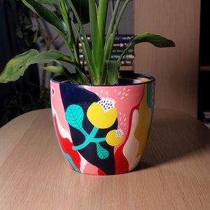 Dekorierter Keramik Blumentopf, large pot, succulent planter, Blumenübertopf, Pflanztopf Rund Abstraktion, Zimmerpflanzen, handbemalt