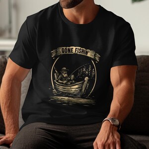 Vintage &quot;Gone Fishin&#39;&quot; T-Shirt: Retro Fishing Graphic Tee
