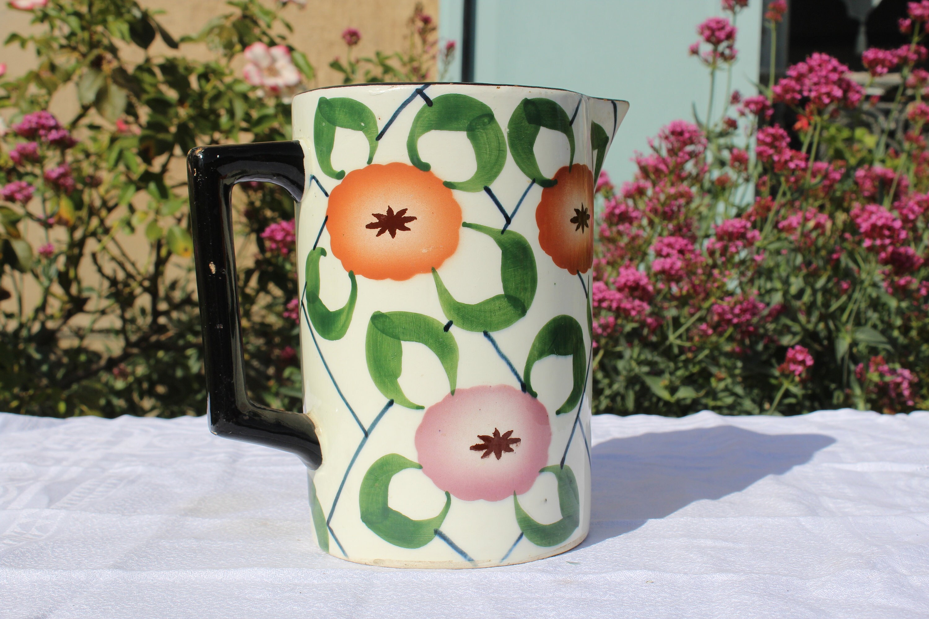 Pot à Anse, Décor Floral, Fabrication Schramberger Majolikafabrik, 1930, Allemagne