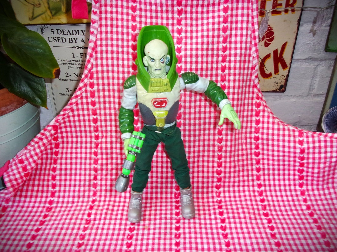 ACTION MAN PROF Gangrene Squeeze my Guts 12 Action Figures Hasbro 1999. Rare EUR 20,66 - FR