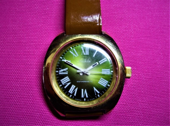 Montre Bracelet Femme RUHLA ANKER Calibre UMF 24 - Mécanique Manuelle - Dorée - Neuf Sans étiquette