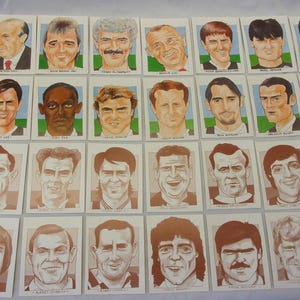 RARE Vintage 1995 Newcastle United Football Club Original Toon Traders Retro Soccer Cards Mis Spent Youth 55 Cards in confezione di carta aperta