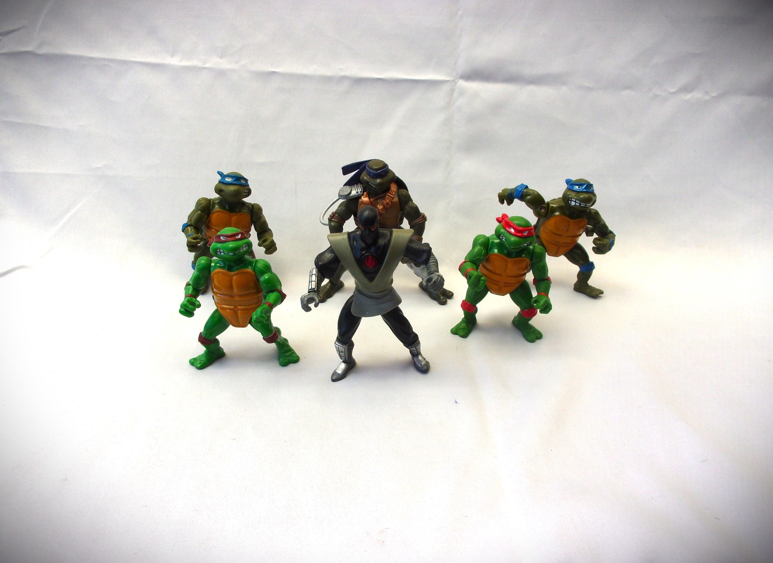 ヴィンテージ TMNT アクションフィギュア: ドナテロ、ラファエロ 