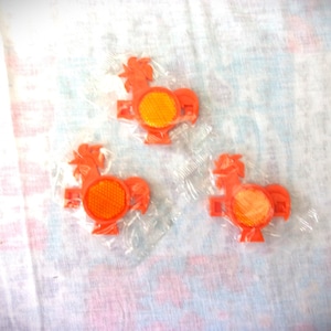Vintage Kelloggs Cereal Collectable Cockerel Bike Wheel Reflector 1989 x 3 Unopened Orange Toy Bundle Bicycle Wheel Trims
