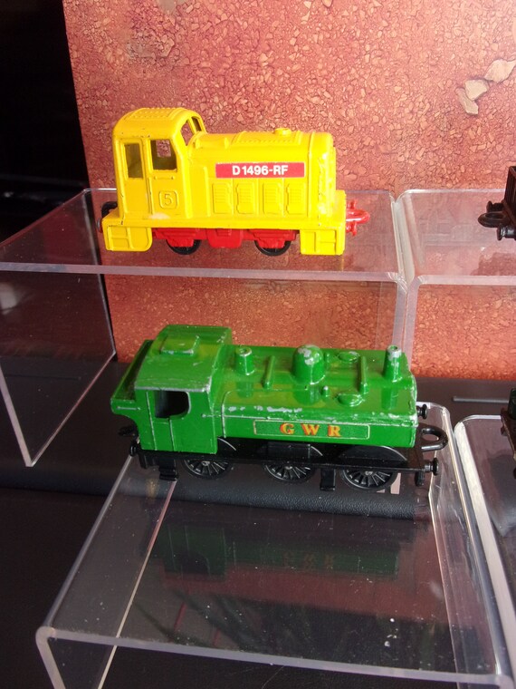 lesney models of yesteryear 9台とcorgi7台 Matchbox Models of Yesteryear No. 9 Fowler Showman's Engine
