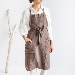 Linen apron with pockets, Washed linen apron for women and men, Bib apron, Traditional apron. Full apron for cooking, painting, gardening.