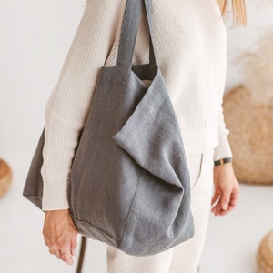 Natural linen beach bag in various colors, Oversized linen bag with pockets, Dark gray linen bag, Linen holiday bag, Natural summer bag.