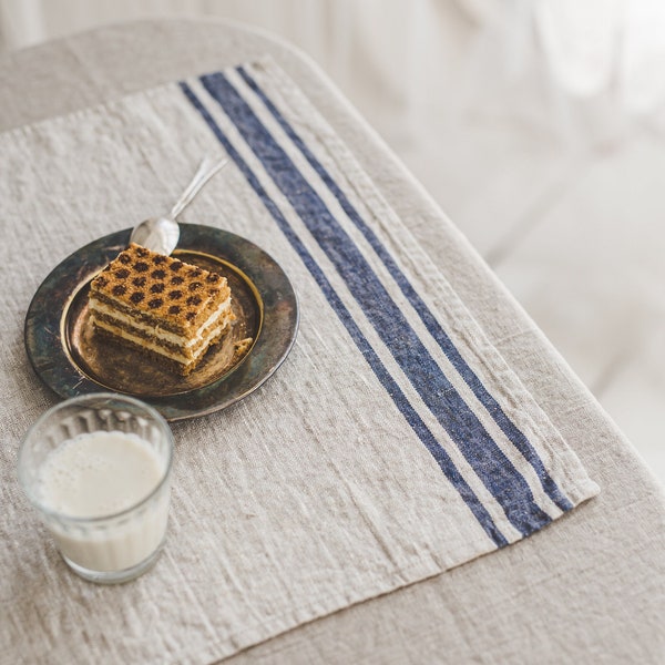 French striped linen placemats in various colors, Natural fabric placemats, Thick linen placemats, Navy blue striped placemats.