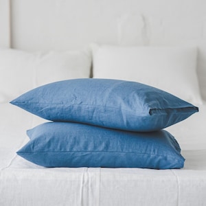 Cornflower blue linen pillowcase, Natural linen pillow cover with envelope closure, Soft linen pillow case, Handmade linen pillowcase.
