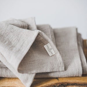 Natural linen bath towels, Stonewashed linen towels, Softened linen towels in various sizes, Heavyweight linen towels, Absorbent towels. image 3