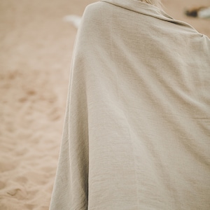 Natural linen beach blanket, Undyed linen summer blanket, Linen picnic blanket, Natural throw blanket, Camping linen blanket, Linen plaid. image 2