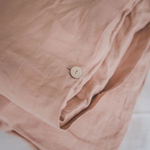 Linen duvet cover in misty rose, Natural softened linen duvet cover with coconut buttons, King, queen, twin duvet cover, Pink linen bedding. image 9