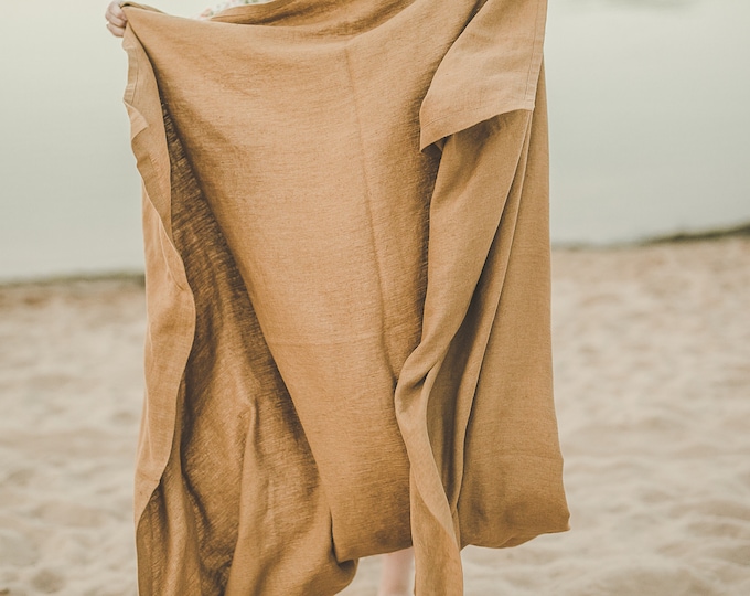 Linen beach blanket in camel, Natural linen throw blanket, Linen picnic blanket, Summer blanket, Outdoor blanket, Eco friendly blanket.