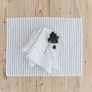 White linen napkins with black stripes, Striped linen napkin set, Wedding linen napkins, Washed linen napkins, Table linens, Table decor.