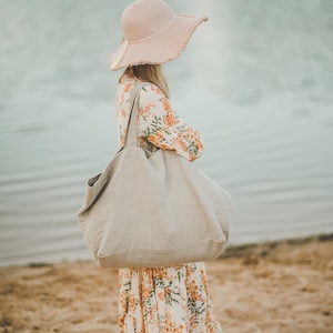 Forest green linen beach bag, Natural linen summer bag with lining, Oversized linen shoulder bag, Large handmade linen tote bag, Eco bag. image 6