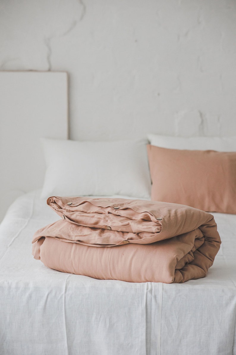 Linen duvet cover in misty rose, Natural softened linen duvet cover with coconut buttons, King, queen, twin duvet cover, Pink linen bedding. image 3