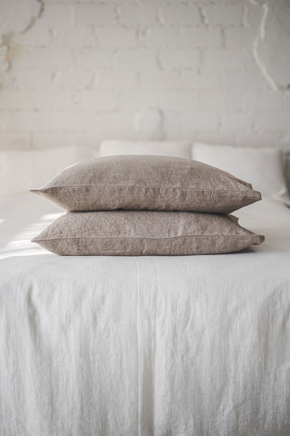 Linen Pillowcase for Bedding – Envelope Closure, Breathable & Hypoallergenic | Handmade from 100% Natural Flax Linen for Sustainable Comfort