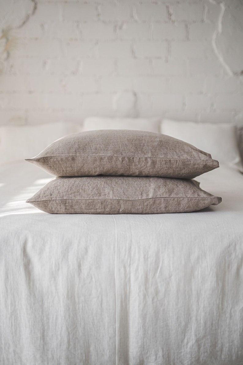 Softened linen pillowcase available in various colors, Handmade natural linen cushion cover, Custom size pillow cover with envelope closure. 画像 9