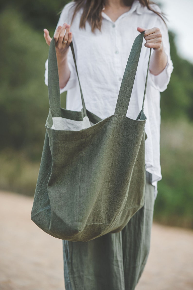 Forest green linen beach bag, Natural linen summer bag with lining, Oversized linen shoulder bag, Large handmade linen tote bag, Eco bag. image 3
