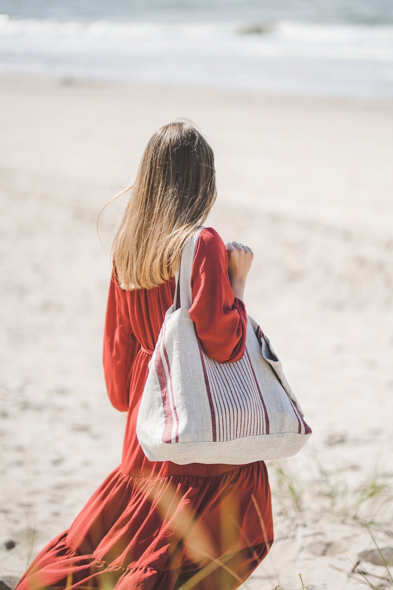 French style linen beach bag, Oversized linen bag, Linen beach bag with pockets, Natural linen summer bag, Large linen tote bag, Travel bag. Cherry red stripes